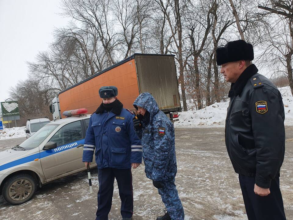 Как проверить наложенный арест у судебных приставов