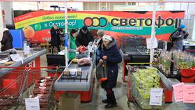 Ассортимент товаров в магазинах 